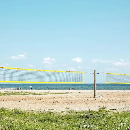 4 Person On A In Apartmán